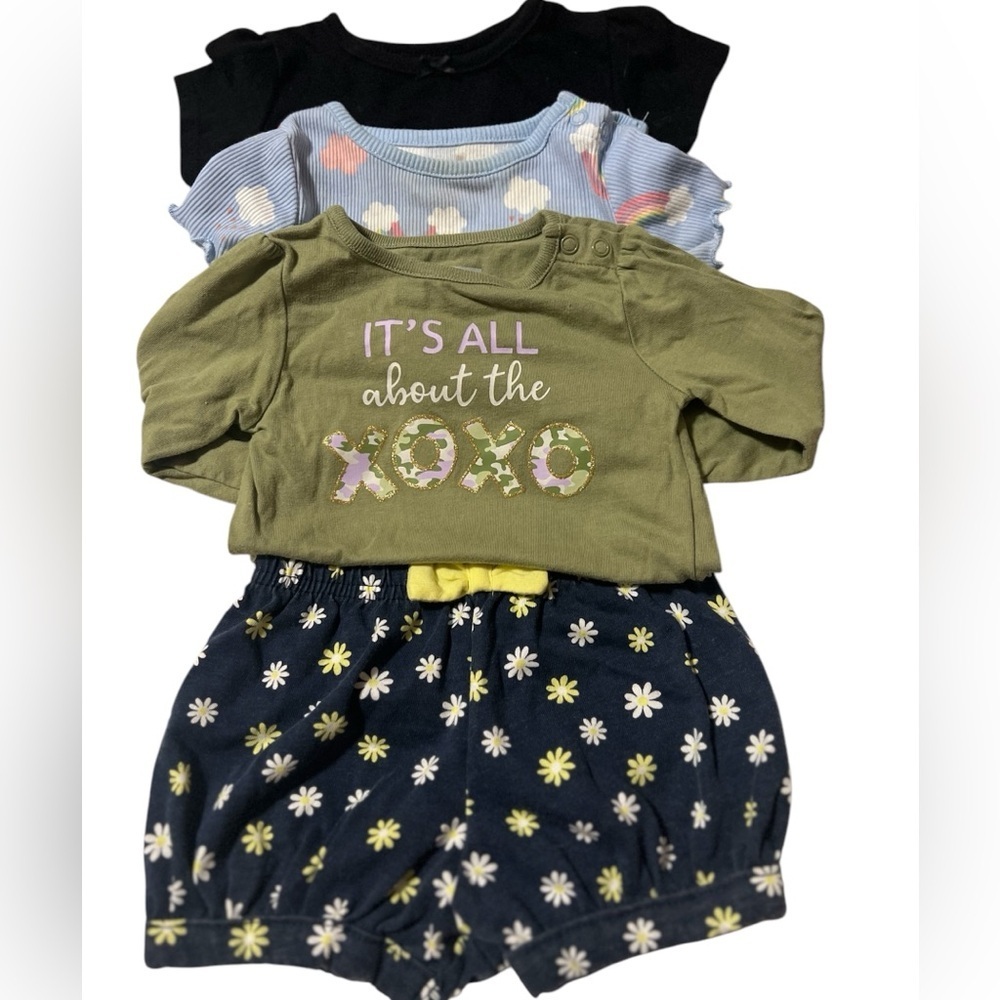 Garanimals Set of 4: Long Sleeve & Short Sleeve Onesie, T-Shirt & shorts